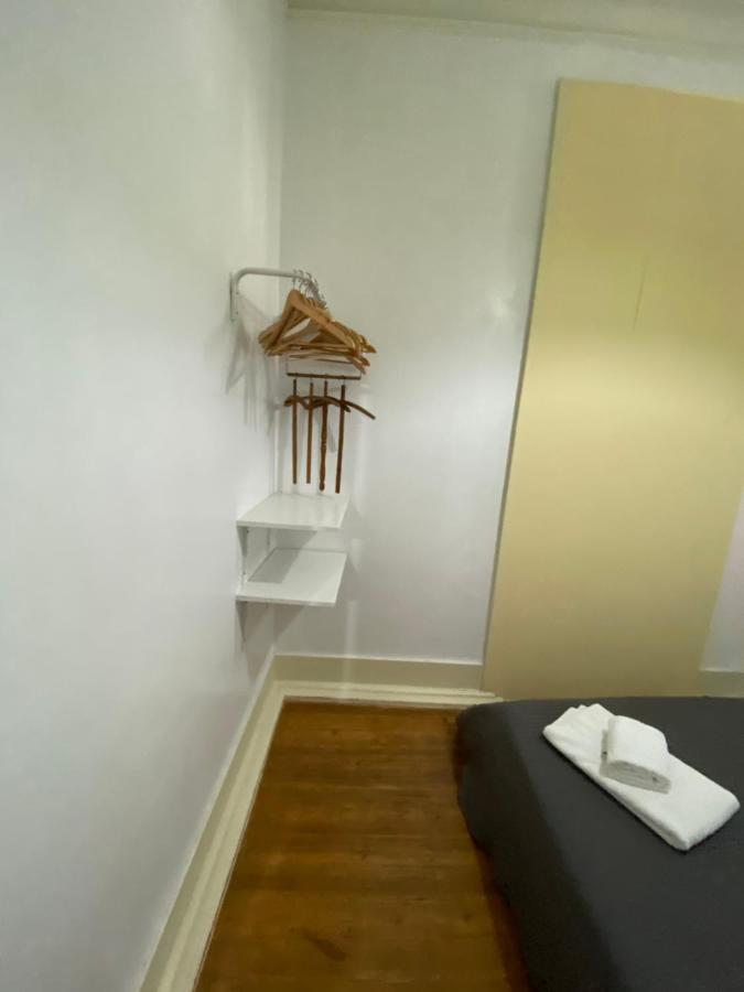 Relax Chiado 3 - Cute Little Double Room With Shared Bathroom Лісабон Екстер'єр фото